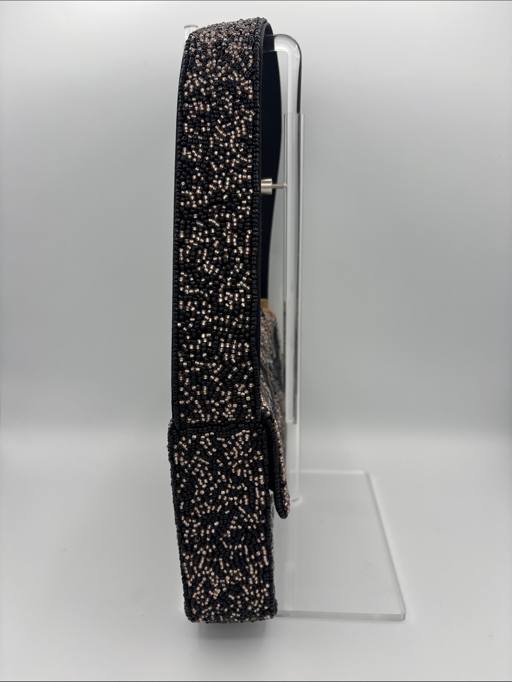 🦇🕸️Made in India Beaded Bat Bag - Viral- Champagne Gold and Black🦇🕸️ - Picture 4 of 11